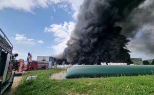Foto: Grad Bihać/Facebook / Požar u fabrici